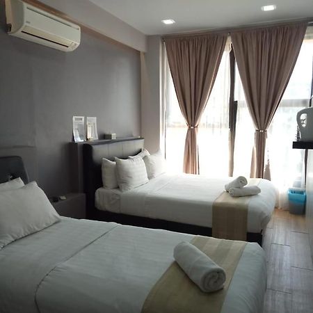 Sunset Villa Inn Pantai Cenang  Bagian luar foto