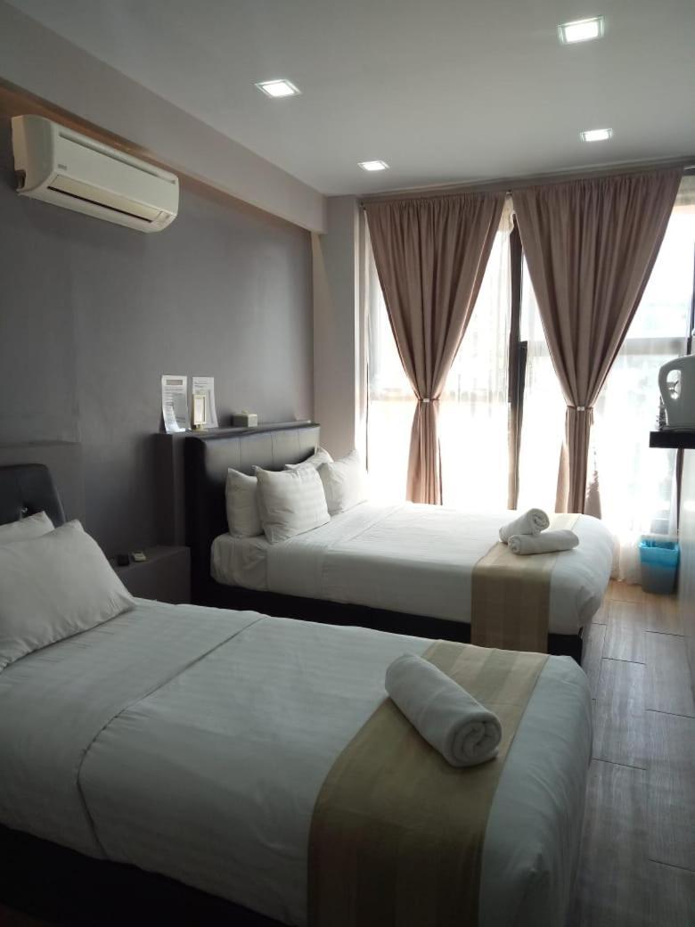 Sunset Villa Inn Pantai Cenang  Bagian luar foto