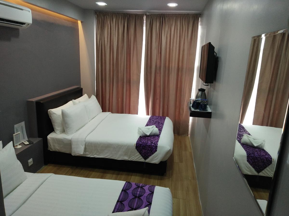 Sunset Villa Inn Pantai Cenang  Bagian luar foto
